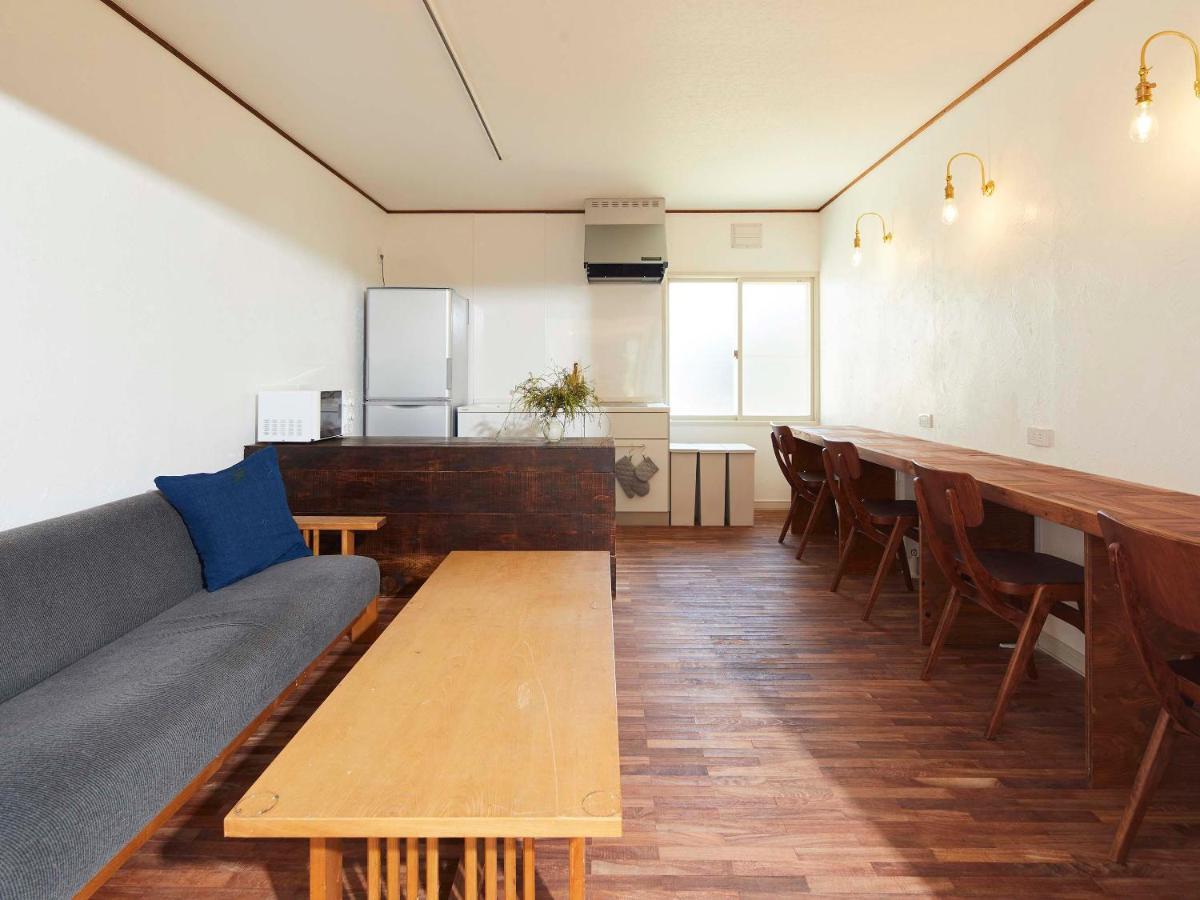 Hostel Haku
